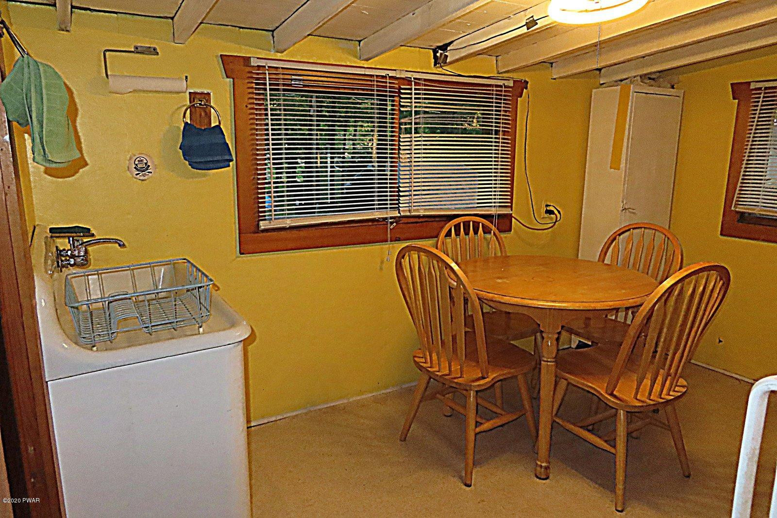 29 Maple Street Hawley, PA 18428 - Photo 13 of 26