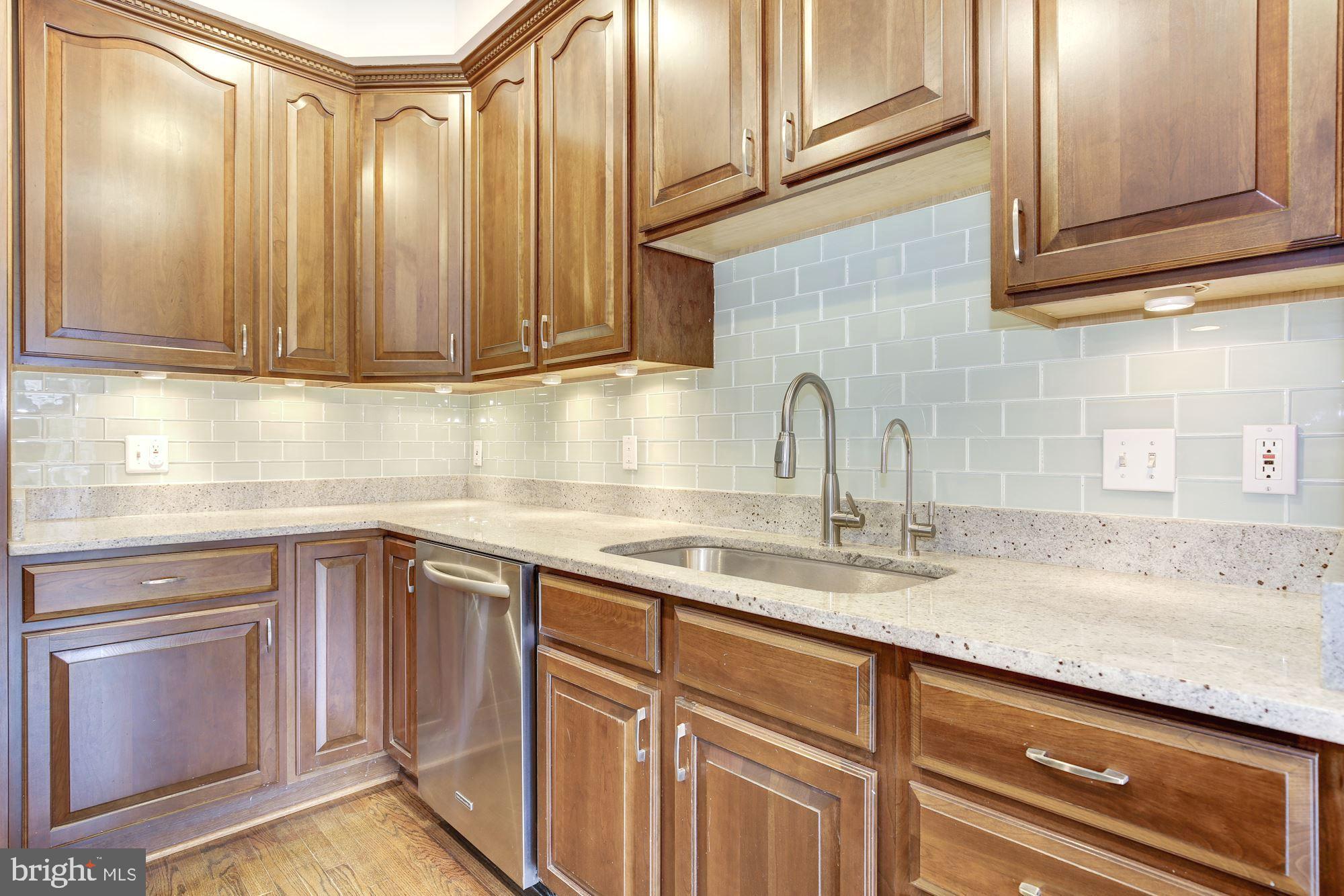 4480 Reservoir Road Northwest Washington, DC 20007 - Photo 13 of 42