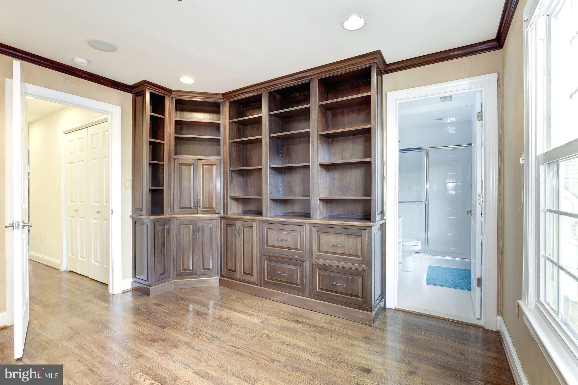 4480 Reservoir Road Northwest Washington, DC 20007 - Photo 26 of 42