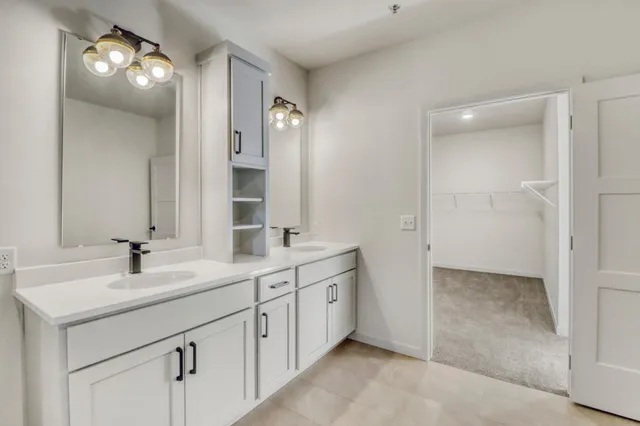 $724,900 | 300 Main Avenue, Unit 504, Fargo, ND 58103