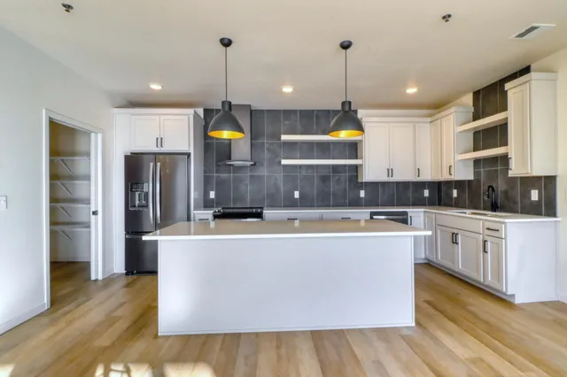 $724,900 | 300 Main Avenue, Unit 504, Fargo, ND 58103