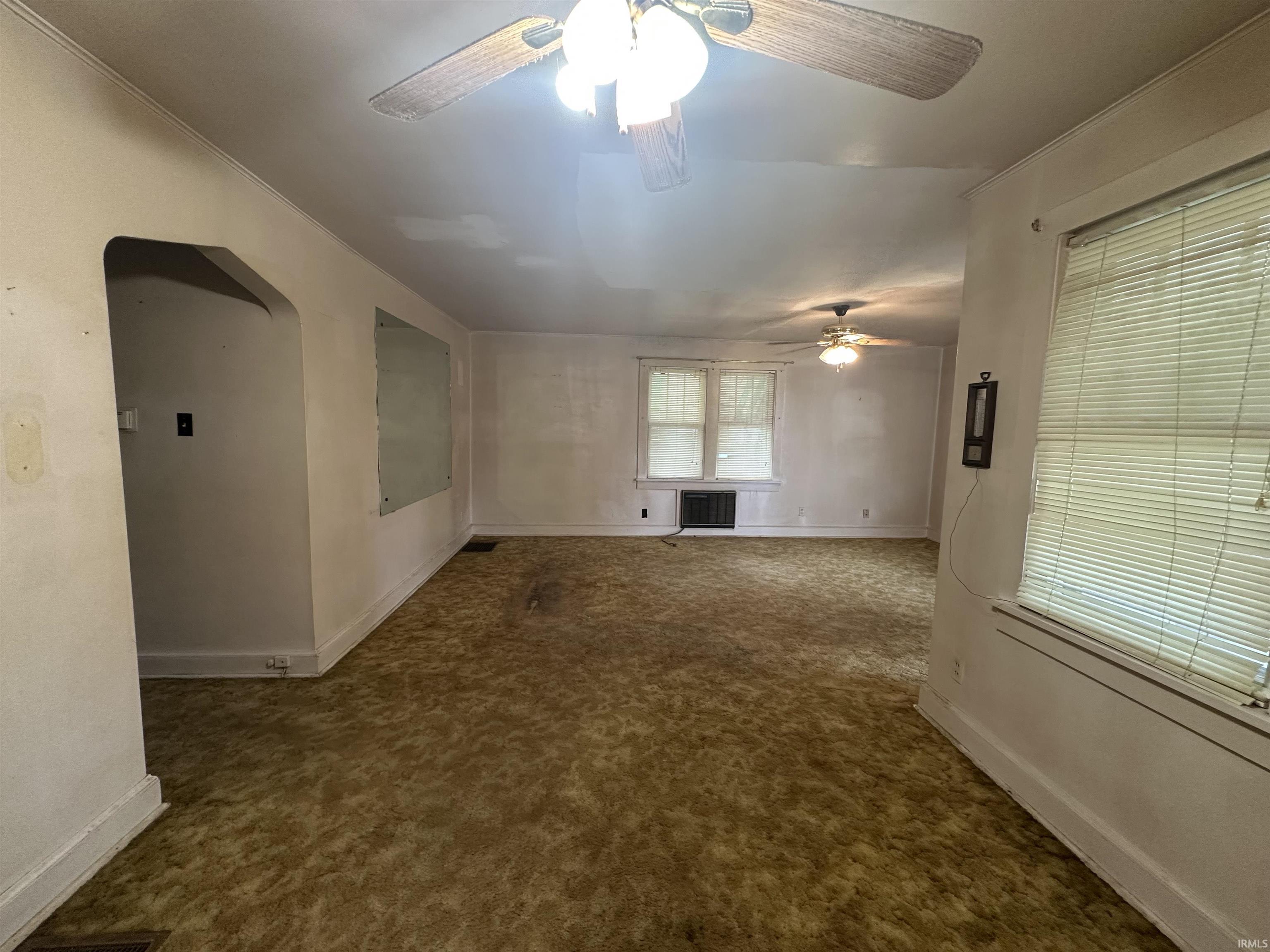 539 Northeast 9th Street Linton, IN 47441 - Photo 7 of 11