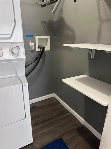 $355,000 | 491 Peregrine Drive, North Huntingdon, PA 15642