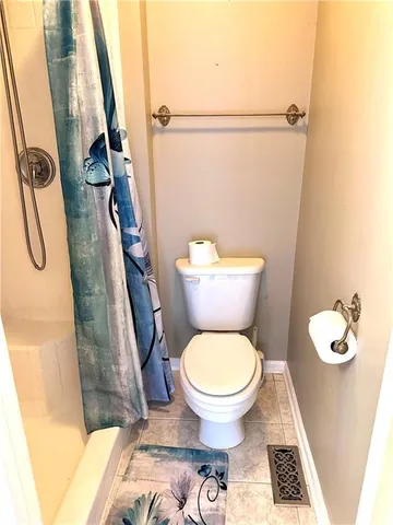 $355,000 | 491 Peregrine Drive, North Huntingdon, PA 15642