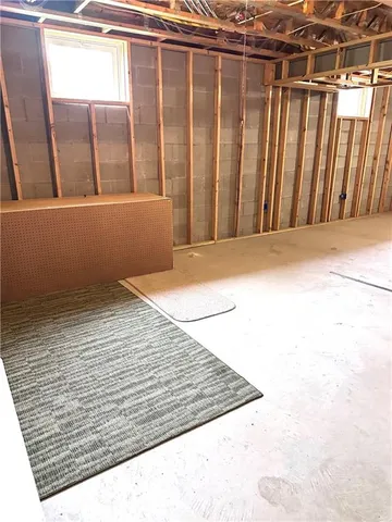 $355,000 | 491 Peregrine Drive, North Huntingdon, PA 15642