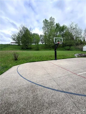 $355,000 | 491 Peregrine Drive, North Huntingdon, PA 15642