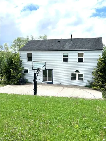 $355,000 | 491 Peregrine Drive, North Huntingdon, PA 15642