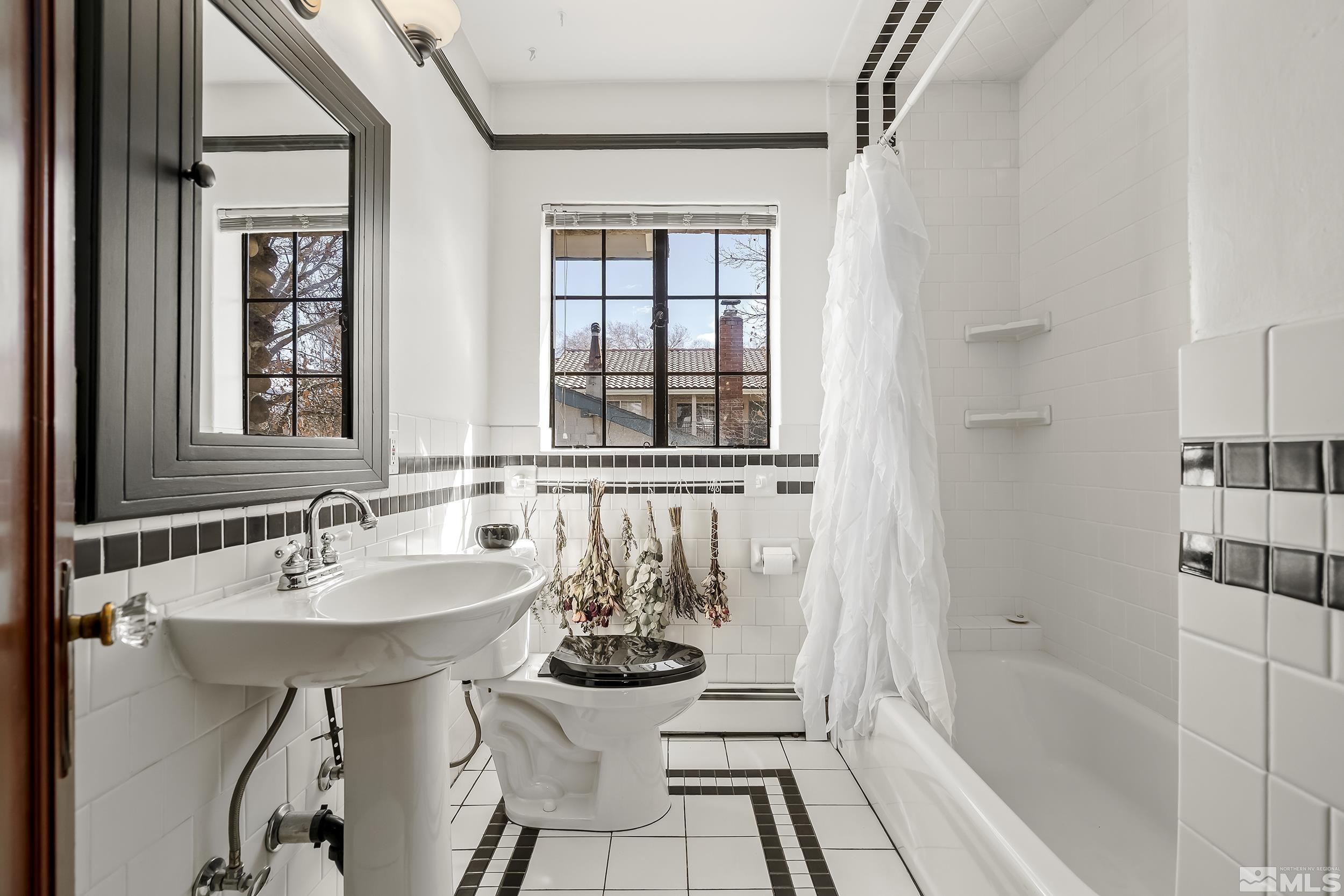 919 Humboldt Street Reno, NV 89509 - Photo 17 of 32 Photo 17