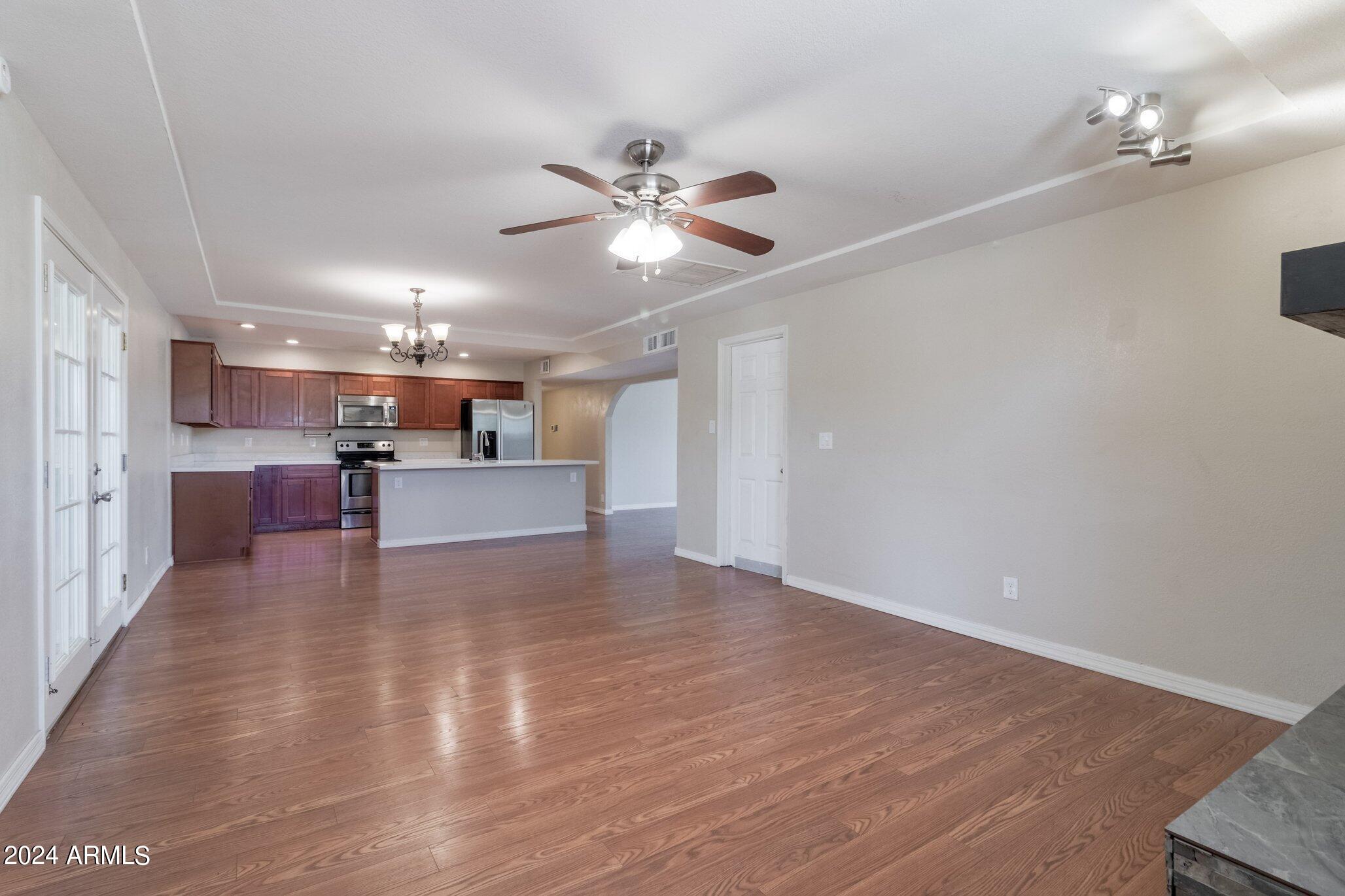 40 East Balboa Drive Tempe, AZ 85282 - Photo 11 of 30 Balboa