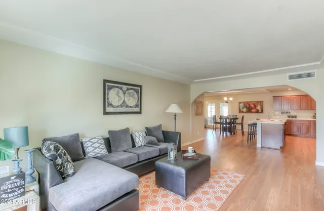 $2,400 | 40 East Balboa Drive, Tempe, AZ 85282