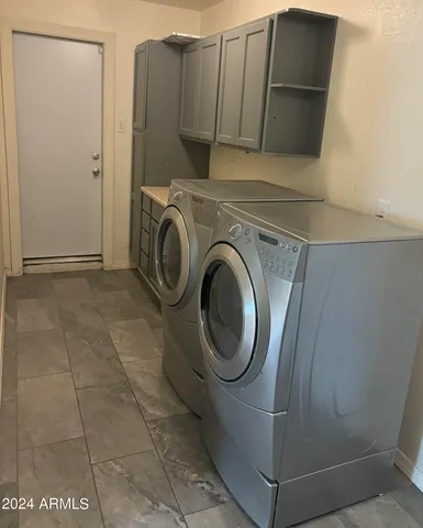 $2,400 | 40 East Balboa Drive, Tempe, AZ 85282