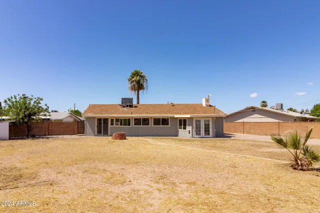 $2,400 | 40 East Balboa Drive, Tempe, AZ 85282