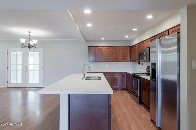 $2,400 | 40 East Balboa Drive, Tempe, AZ 85282