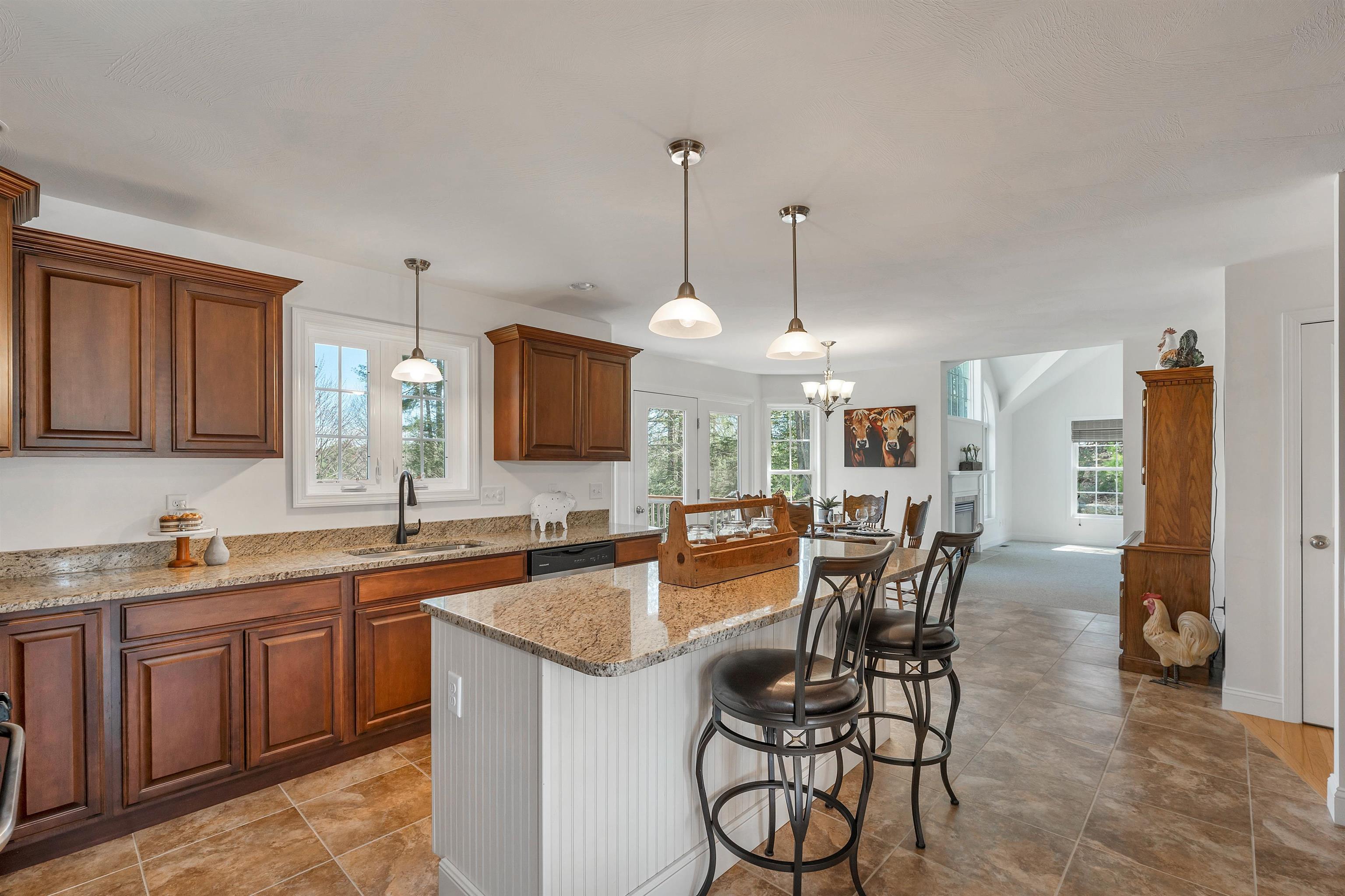 117 Spaulding Road Fremont, NH 03044 - Photo 2 of 39 Gallery Image 2