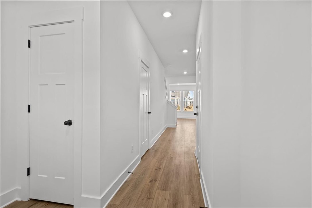 447 Hazelcote Road Greenville, SC 29611 - Photo 5 of 29 Gallery Image 5