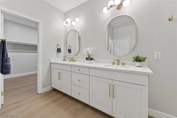$675,000 | 5713 Silver Cascade Avenue, Las Vegas, NV 89131