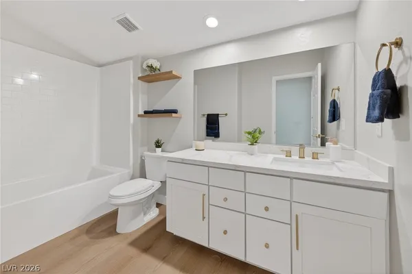 $675,000 | 5713 Silver Cascade Avenue, Las Vegas, NV 89131