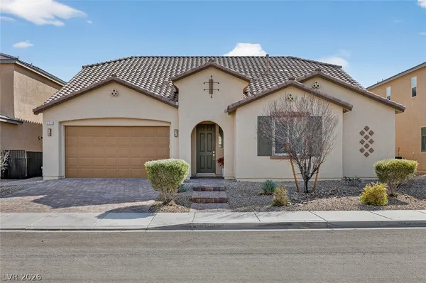 $675,000 | 5713 Silver Cascade Avenue, Las Vegas, NV 89131