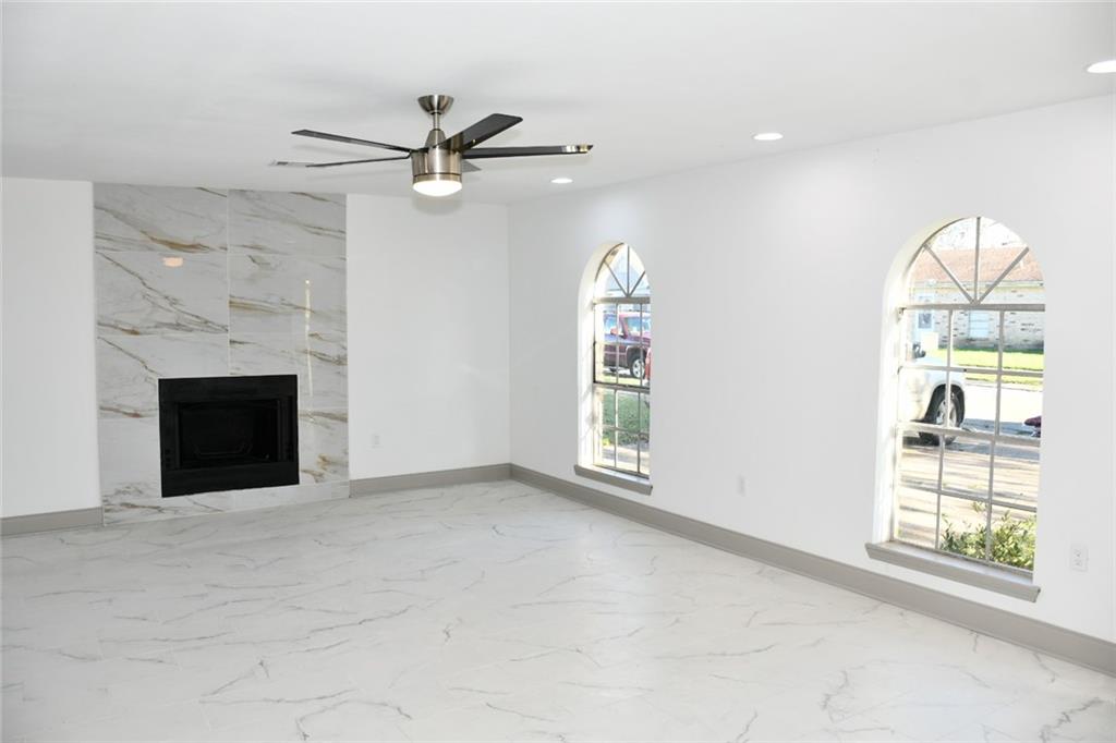 2416 Elizabeth Court Violet, LA 70092 - Photo 2 of 17