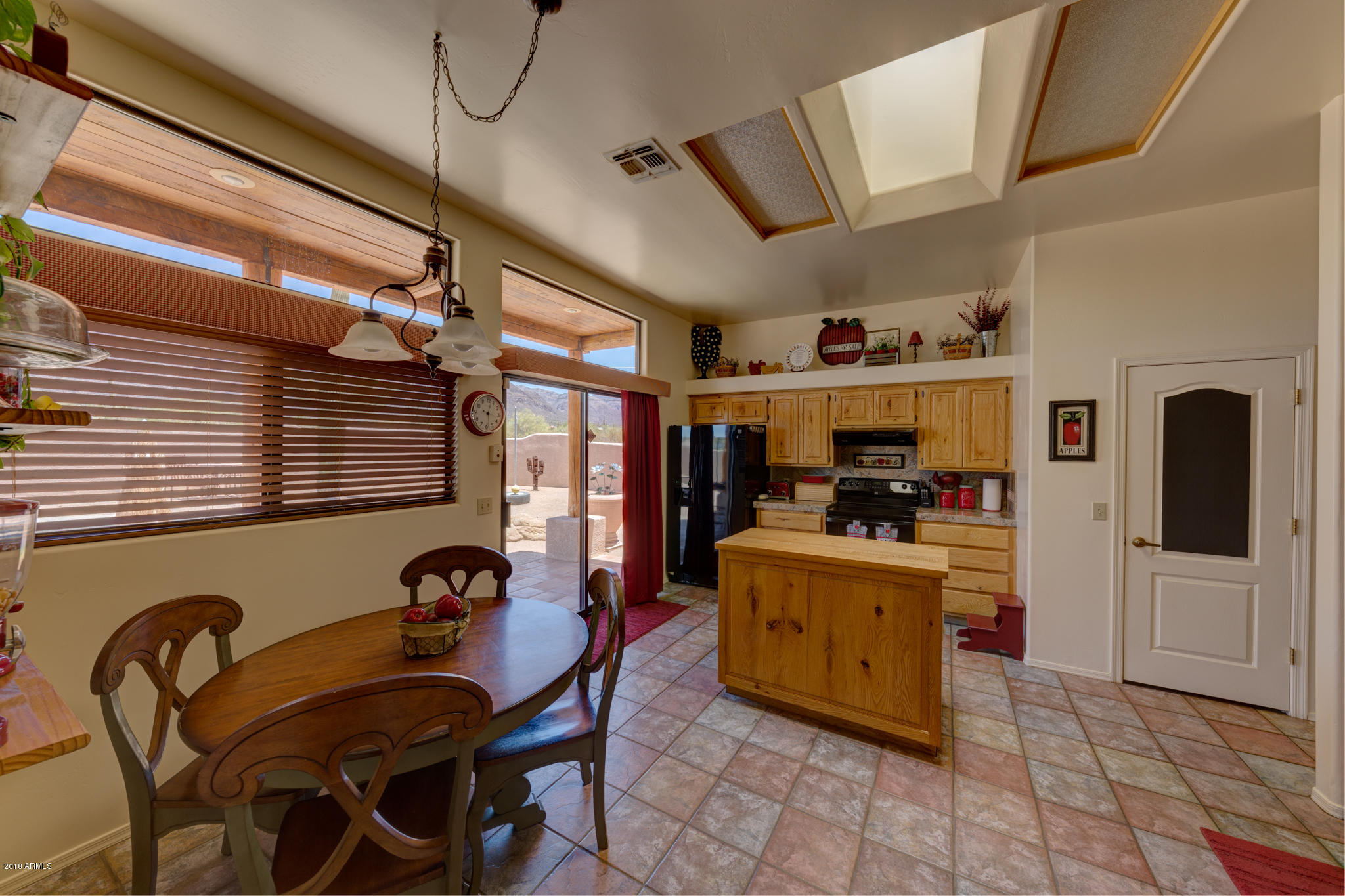 550 North Geronimo Road Apache Junction, AZ 85119 - Photo 41 of 55 041