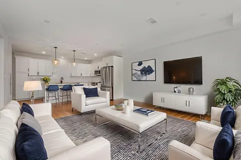 $649,900 | 62 Foundry Street, Unit 406, Wakefield, MA 01880