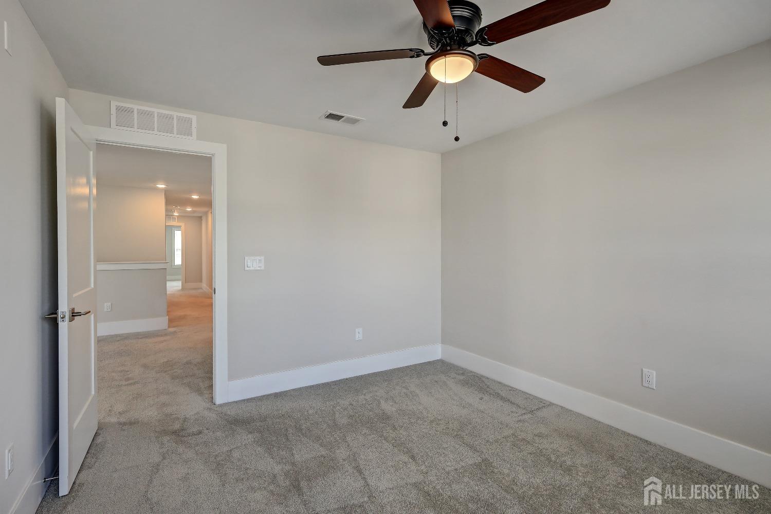 740 Station Road Dunellen, NJ 08812 - Photo 15 of 39