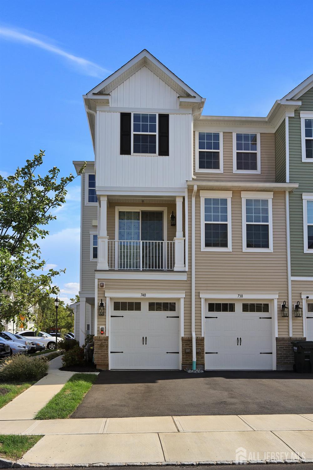 740 Station Road Dunellen, NJ 08812 - Photo 2 of 39