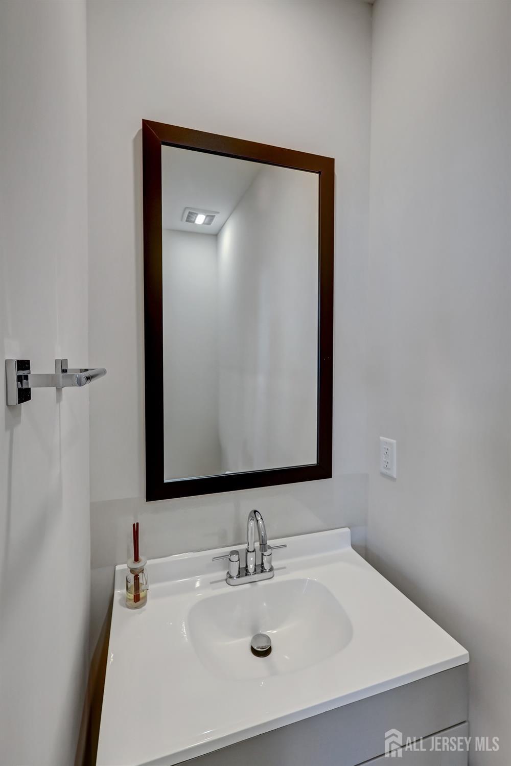 740 Station Road Dunellen, NJ 08812 - Photo 23 of 39