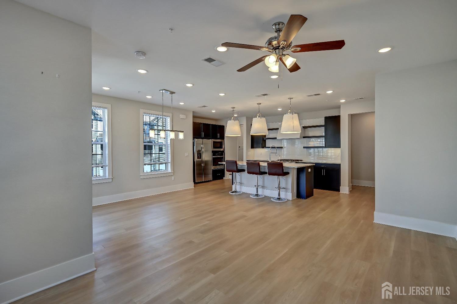 740 Station Road Dunellen, NJ 08812 - Photo 4 of 39