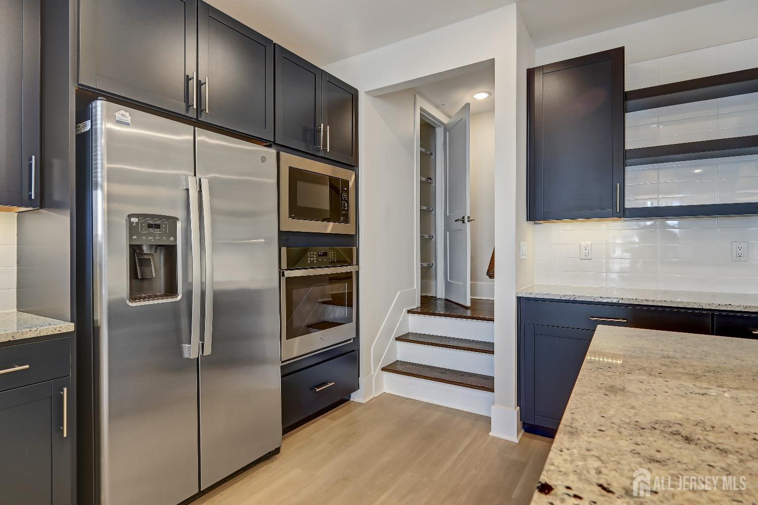 740 Station Road Dunellen, NJ 08812 - Photo 8 of 39