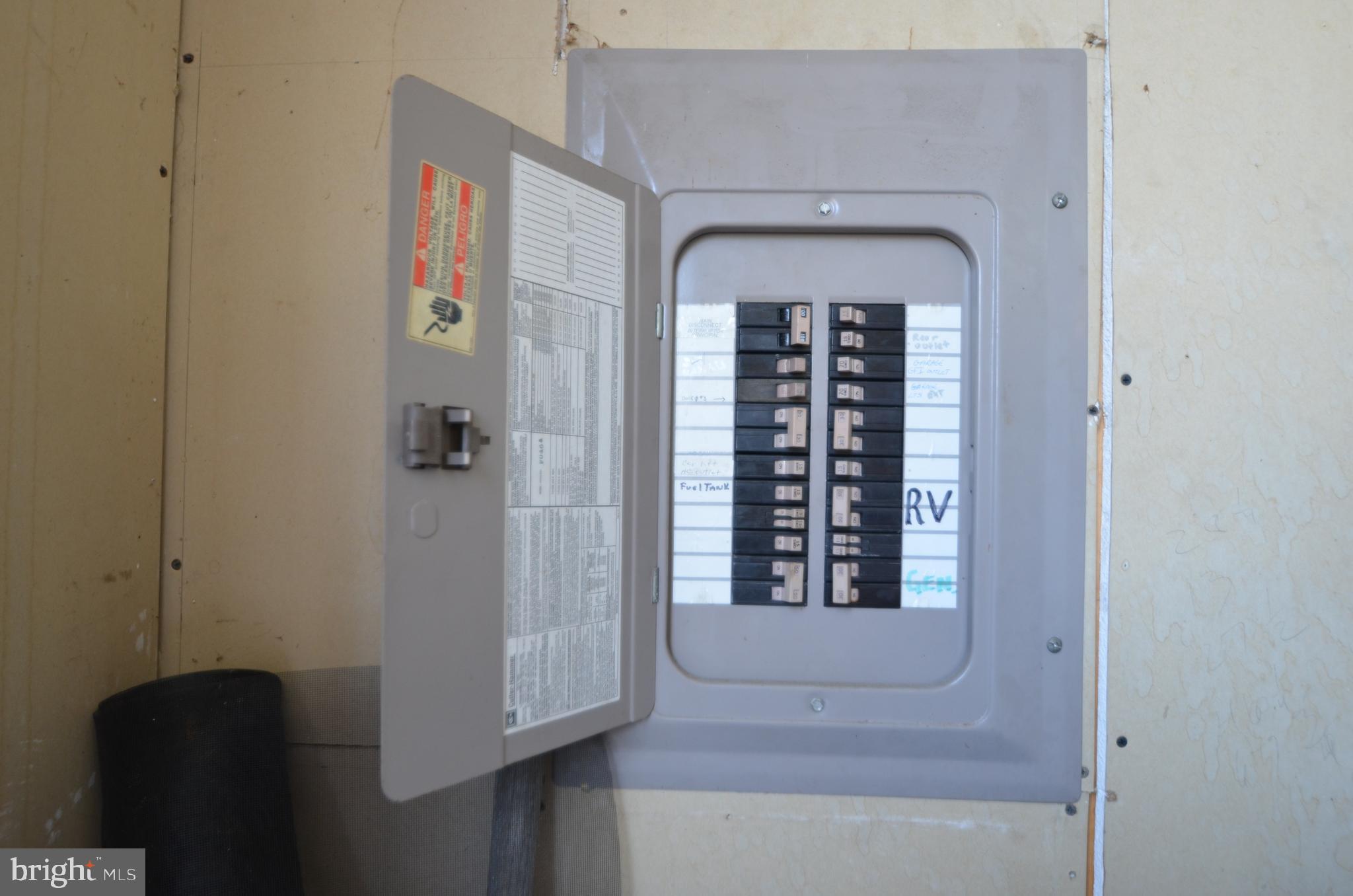 1251 Streaker Road Sykesville, MD 21784 - Photo 28 of 90 30X30 Mechanics Garage w/ 90 Amp