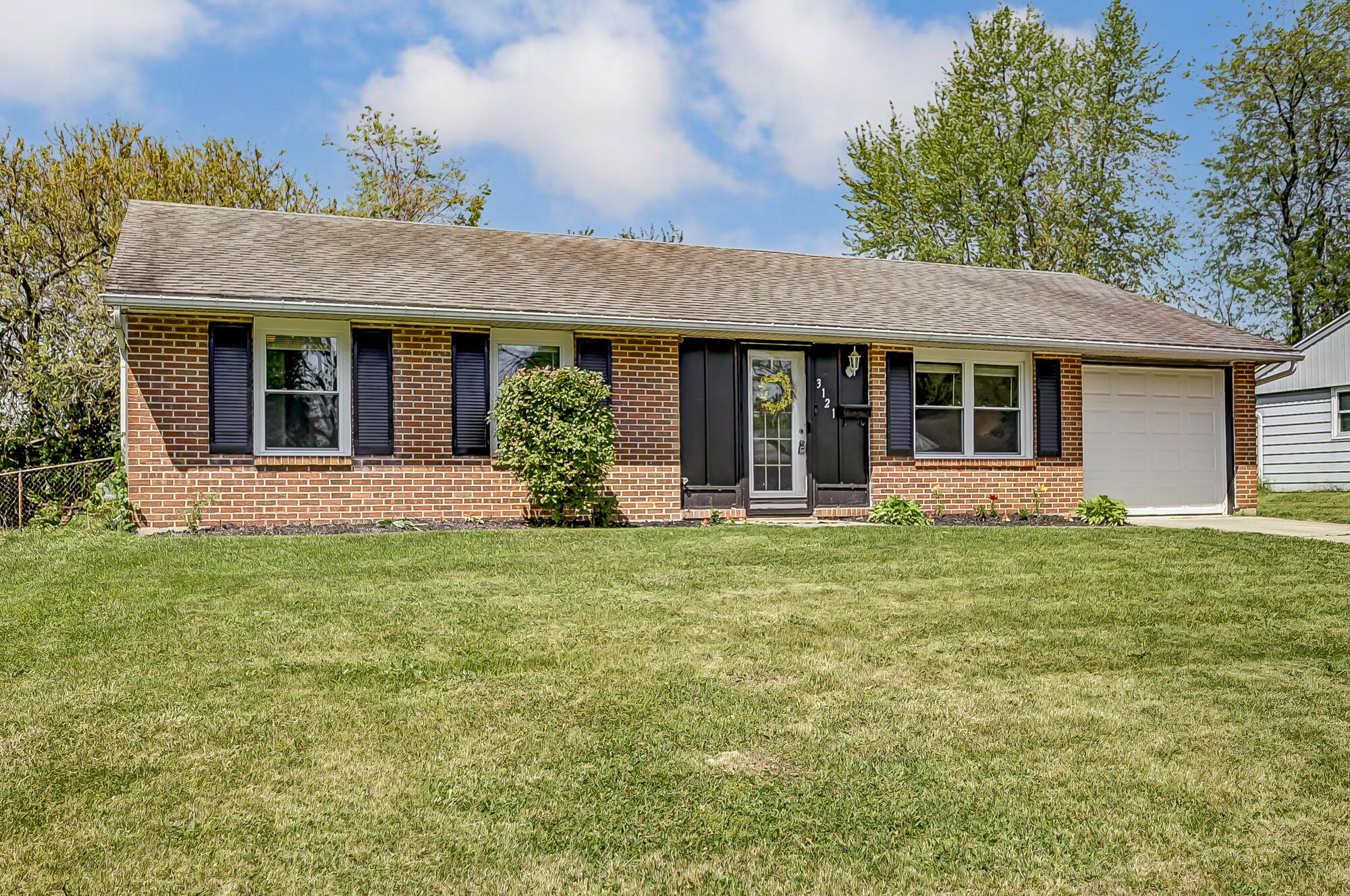 3121 Eastham Street Springfield, OH 45503 - Photo 3 of 29