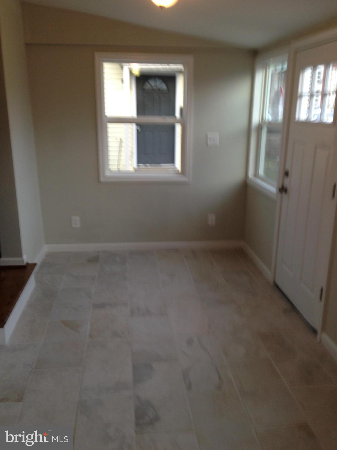 44 East Reed Avenue Alexandria, VA 22305 - Photo 6 of 12 Family Room
