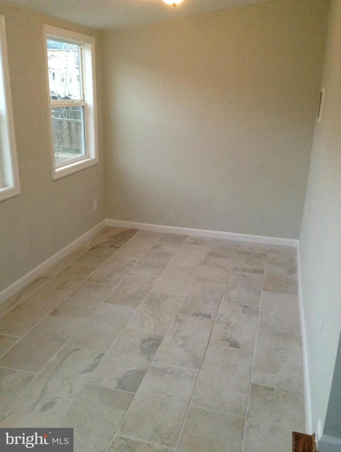 44 East Reed Avenue Alexandria, VA 22305 - Photo 7 of 12 Family Room