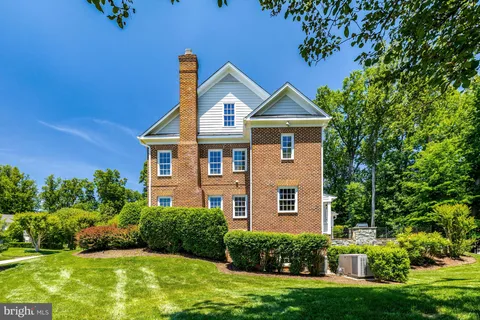 $3,250,000 | 7808 Grovemont Drive, McLean, VA 22102
