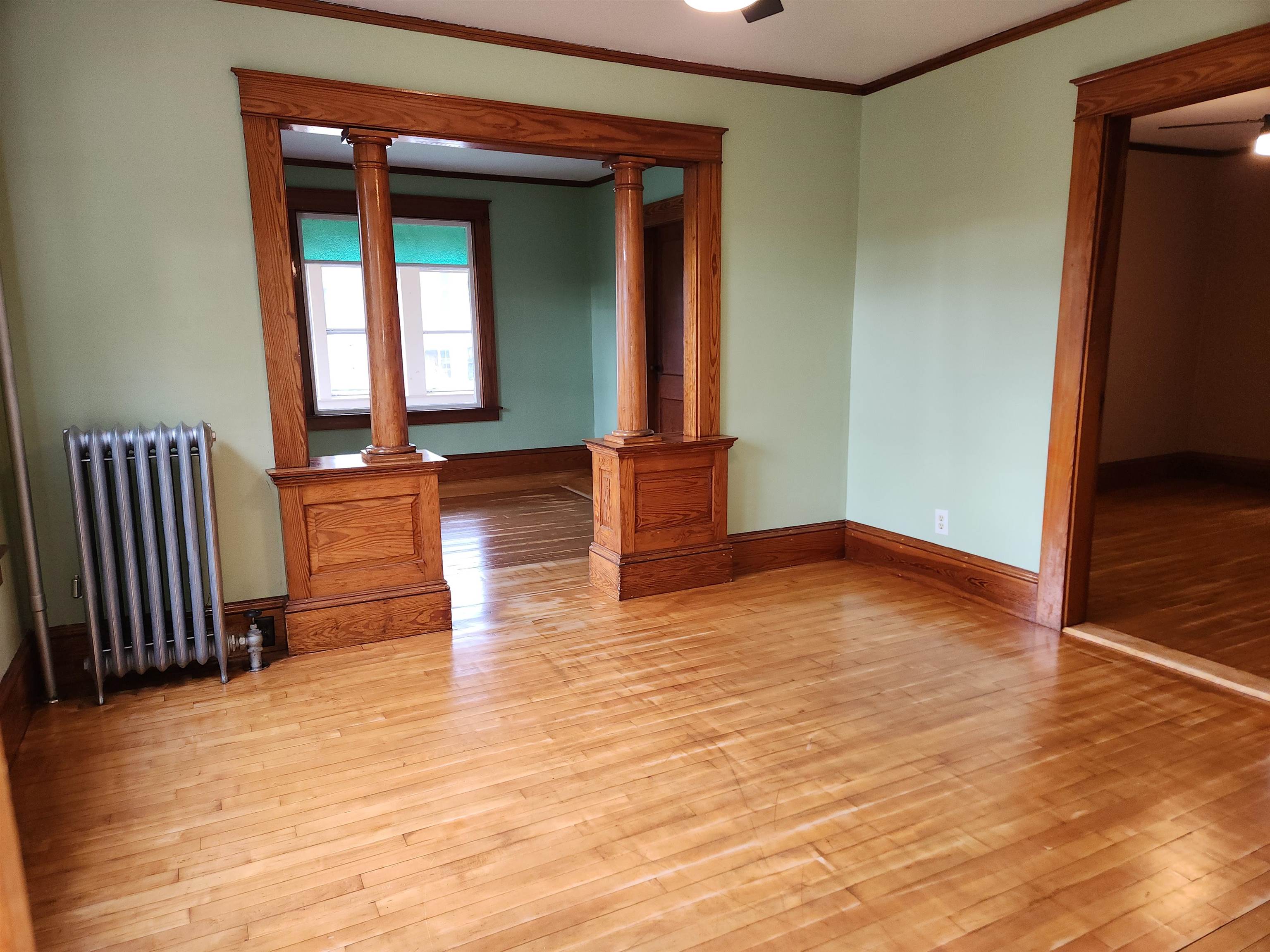 27 Spring Street Laconia, NH 03246 - Photo 2 of 12