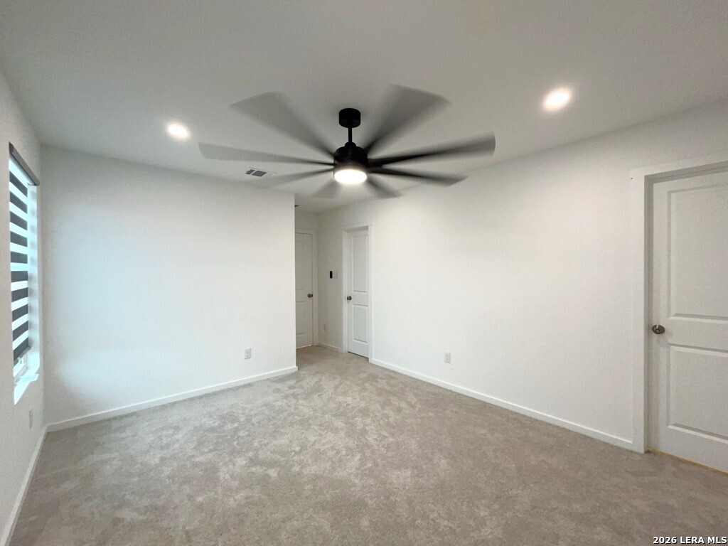 6914 Dorato Ridge Elmendorf, TX 78112 - Photo 18 of 52