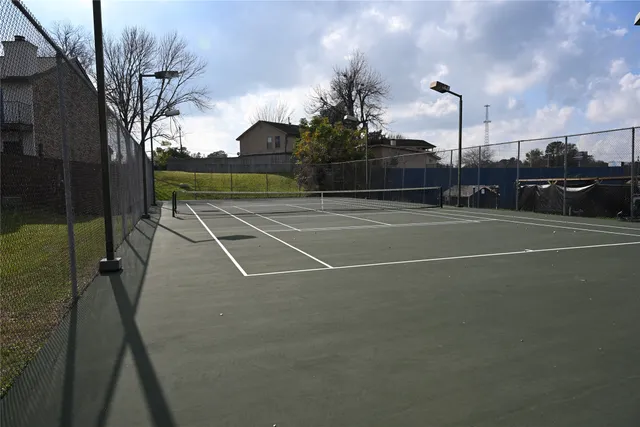 a view of a tennis court
