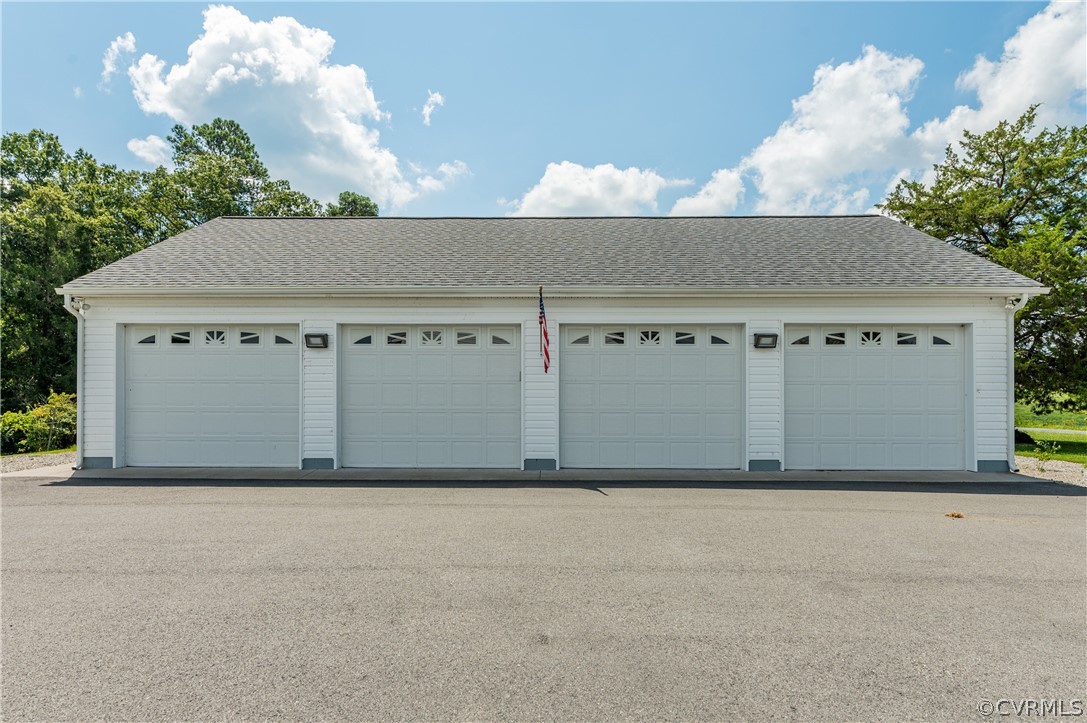 540 Clayville Road Powhatan, VA 23139 - Photo 27 of 42 4 Bays on the front and an additional one of the l