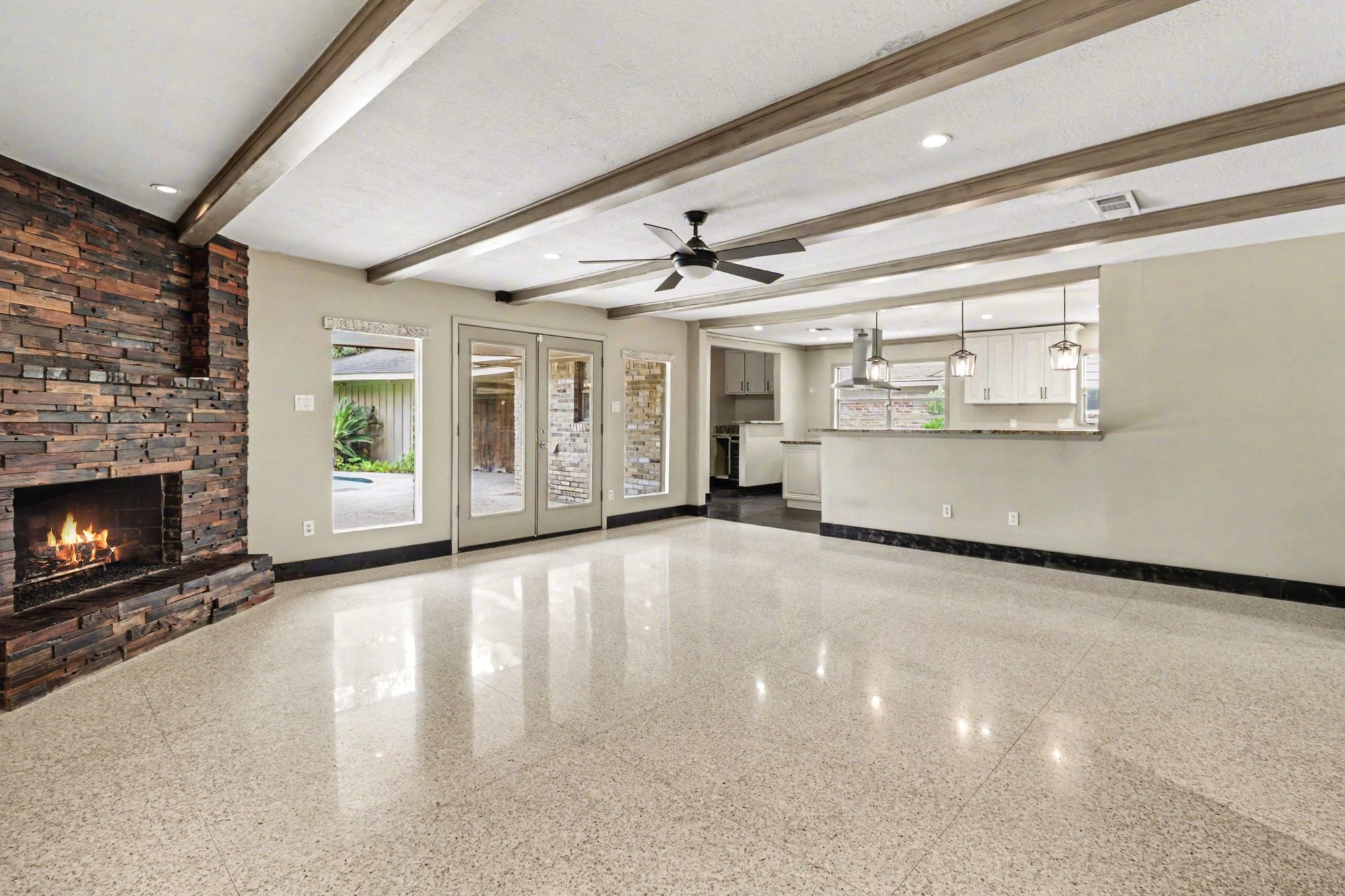 5251 Birdwood Road Houston, TX 77096 - Photo 12 of 35