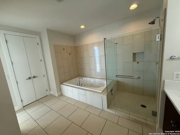 $491,000 | 610 East Market Street, Unit 2803, San Antonio, TX 78205