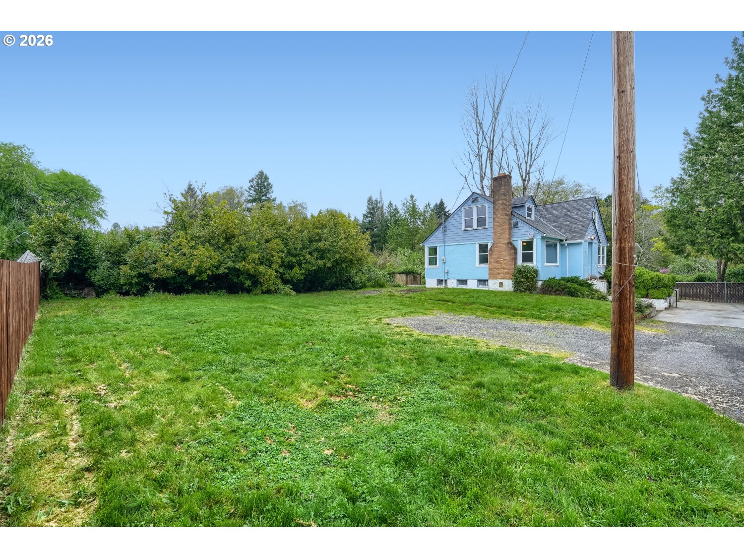 3552 Northeast Everett Street Camas, WA 98607 - Photo 2 of 11