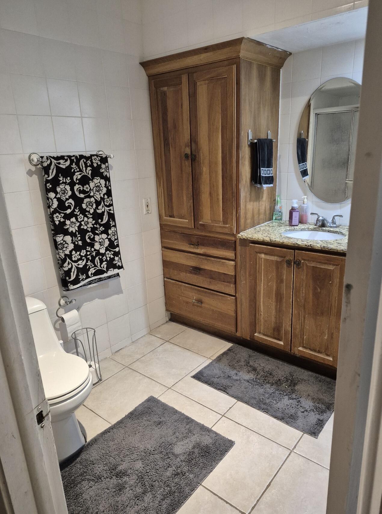 6301 Southwest 7th Street Margate, FL 33068 - Photo 8 of 17 Primary bath