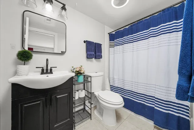 $279,900 | 195 West Brandon Court, Unit A33, Palatine, IL 60067