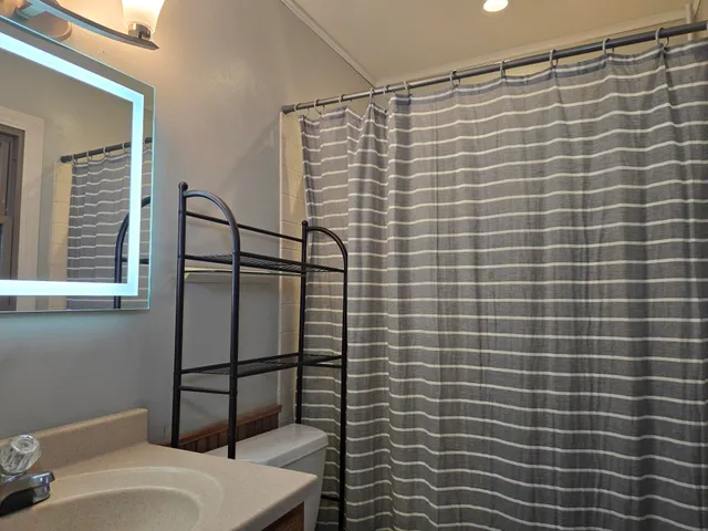 $270,000 | 1208 Roxbury Close, Rockford, IL 61107