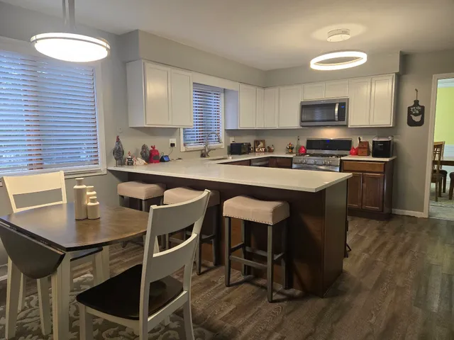 $270,000 | 1208 Roxbury Close, Rockford, IL 61107