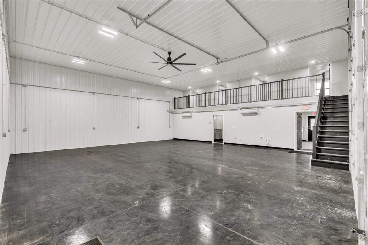 602 2nd Street West Andalusia, IL 61232 - Photo 15 of 71 a view of a garage