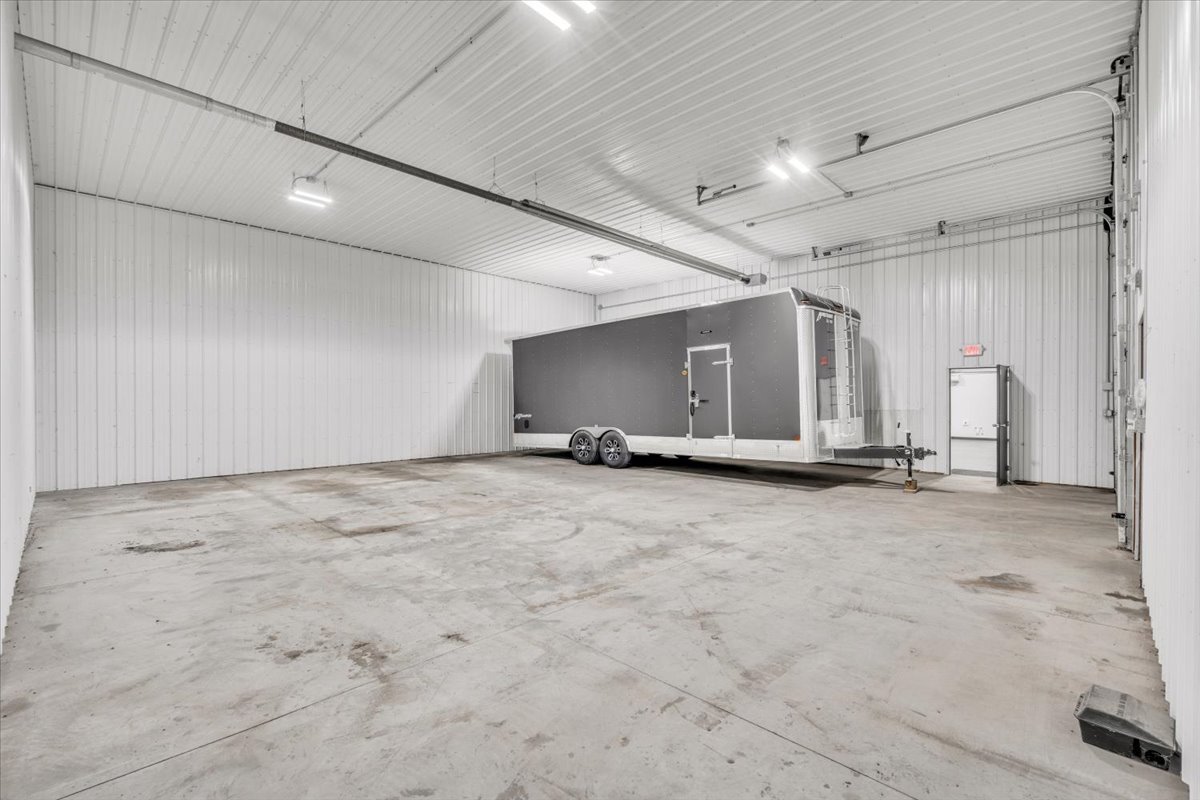 602 2nd Street West Andalusia, IL 61232 - Photo 25 of 71