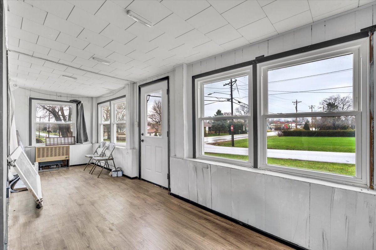 602 2nd Street West Andalusia, IL 61232 - Photo 40 of 71