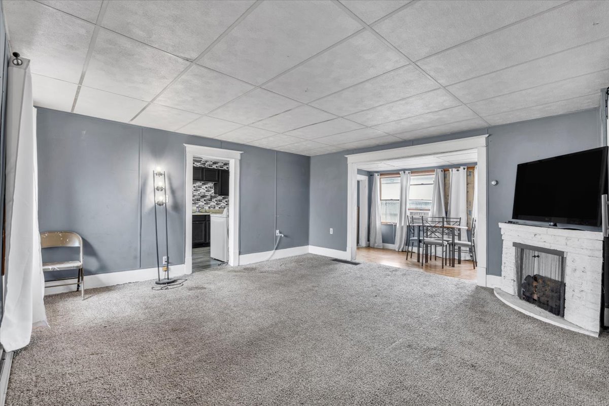 602 2nd Street West Andalusia, IL 61232 - Photo 42 of 71